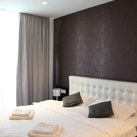Luxury Trip Oradea Exterior photo