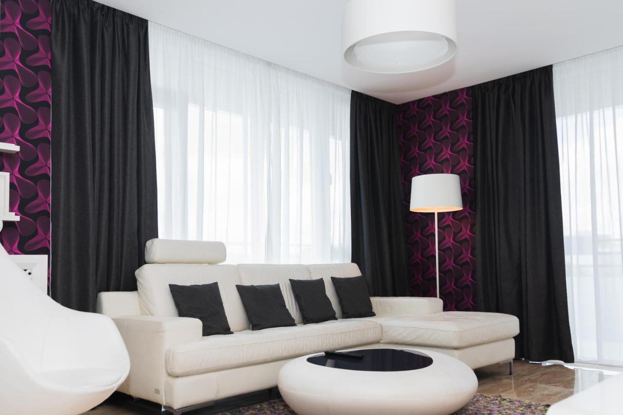 Luxury Trip Oradea Exterior photo